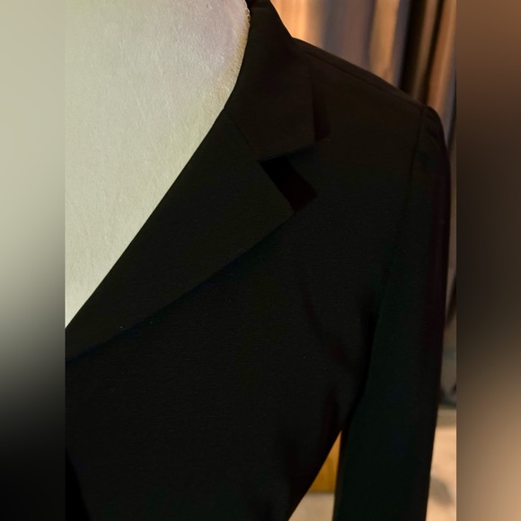 Neiman Marcus Exclusive Black Blazer Button Front Size 10 Like New - Picture 3 of 5